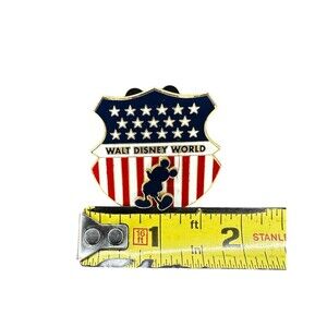 Walt Disney World Mickey Mouse Pin Trading 2002 USA Flag Collectible Vintage